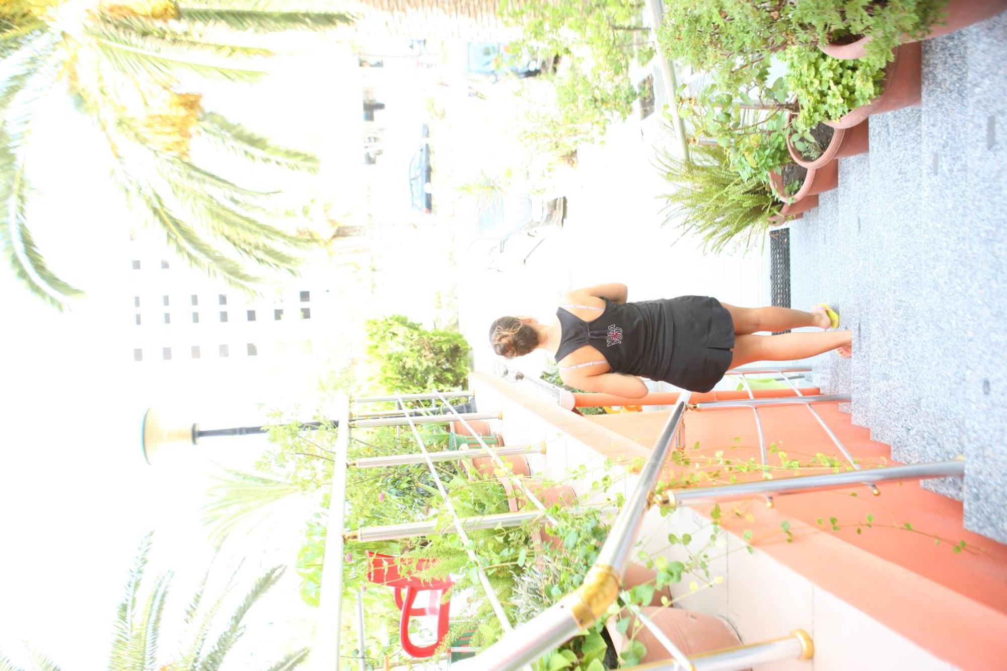 Hotel Alpine Vlore Exterior photo