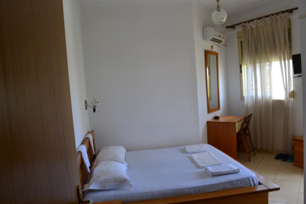 Hotel Alpine Vlore Room photo